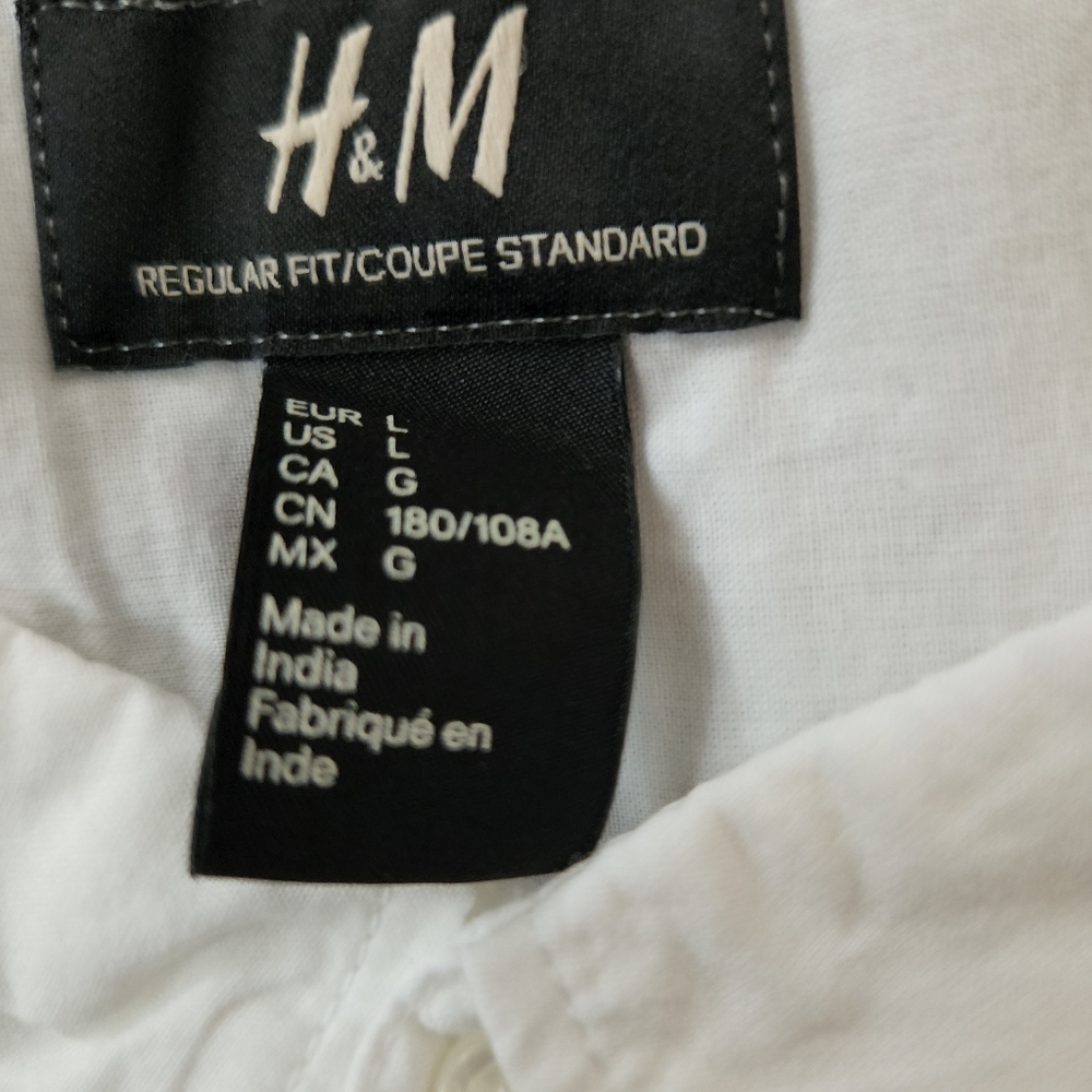 White H&M button up short sleeve - Picture 4 of 12
